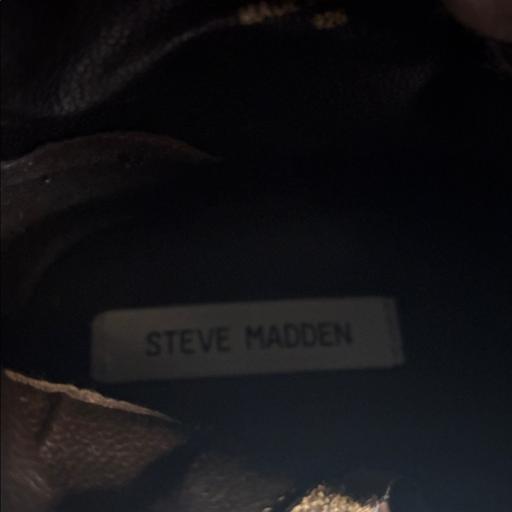 🎵These boots were made for walking 🎵 - Picture 8 of 15